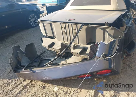 2000 Chevrolet Corvette z USA, uszkodzony, nr VIN 1G1YY32G4Y5111990